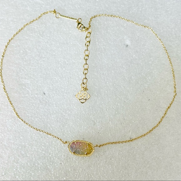 Kendra Scott Elisa Pink Watercolor Drusy pendant necklace in gold color - Picture 2 of 5